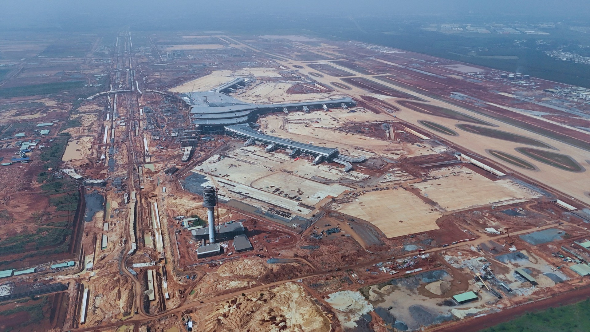 Việt Nam chính thức sở hữu đài kiểm soát không lưu cao nhất Đông Nam Á, tọa lạc tại siêu sân bay 16 tỷ USD lọt TOP quy mô thế giới- Ảnh 1.