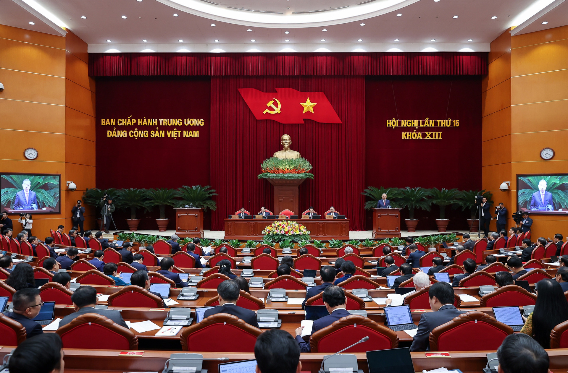 Việc lựa chọn nhân sự phải thật kỹ lưỡng, chắc chắn, thận trọng, chính xác, đúng quy định- Ảnh 1.