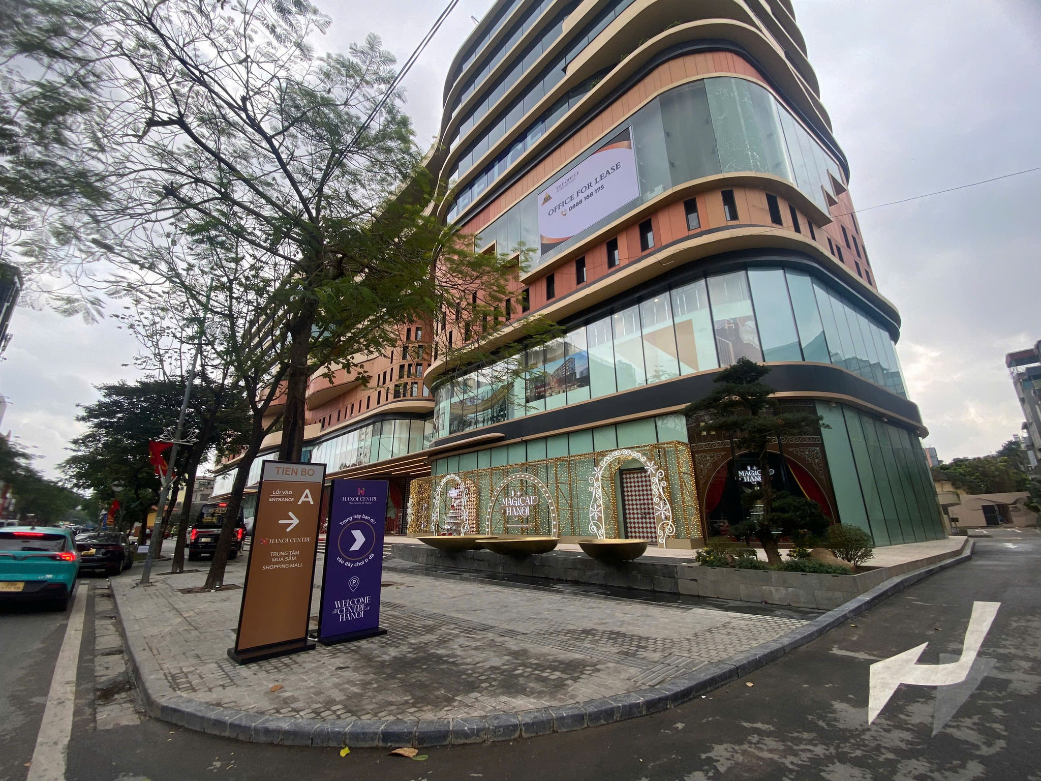 Sắp khai trương Tổ hợp dịch vụ Tiến Bộ Plaza