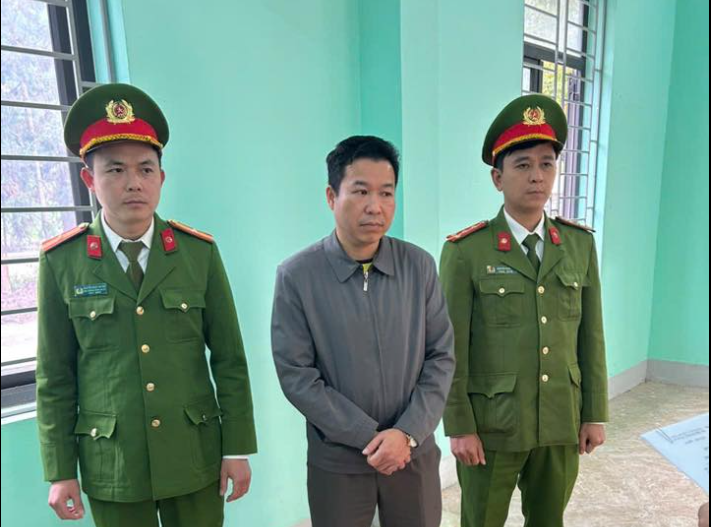 Khởi tố, bắt tạm giam một cán bộ Ban Quản lý dự án - ảnh 1