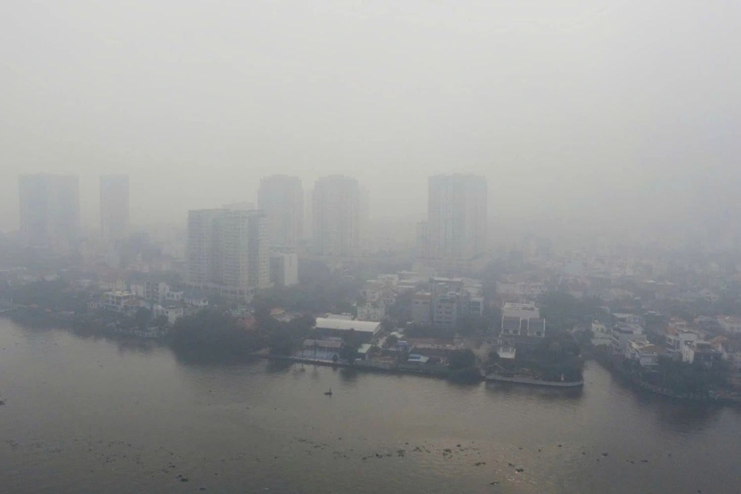 12 triệu ôtô và xe máy cá nhân là một trong những nguyên nhân cốt lõi khiến bầu không khí tại TP. Hồ Chí Minh ngày càng ô nhiễm