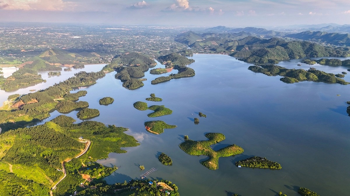 Hồ Núi Cốc và câu chuyện 'thành phố du lịch hồ' hiếm hoi tại Việt Nam- Ảnh 1.