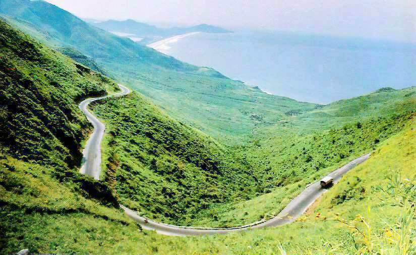 Huy động 120.000 cán bộ, chiến sĩ, TNXP xây dựng nên tuyến đường 20.000km trên địa hình hiểm trở, huyền thoại của lịch sử Việt Nam - ảnh 1