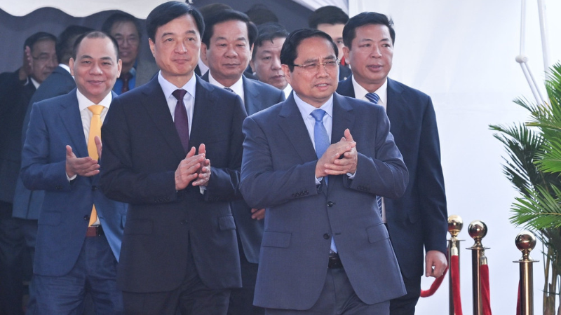 Cú hích hạ tầng 3,4 triệu tỷ đồng tạo 'sóng ngầm' trong nhóm bất động sản - ngân hàng - vật liệu xây dựng