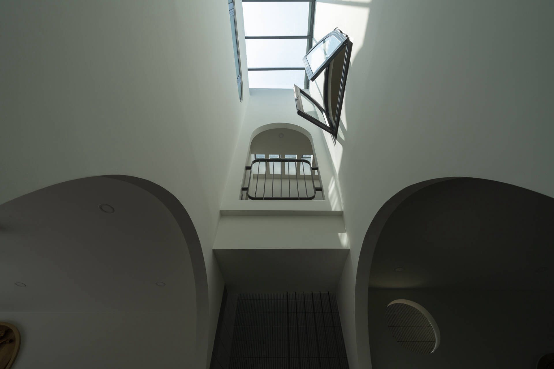 Ngôi nhà tinh giản tối đa, 70m2 đủ trải nghiệm cho gia đình nhỏ- Ảnh 2.