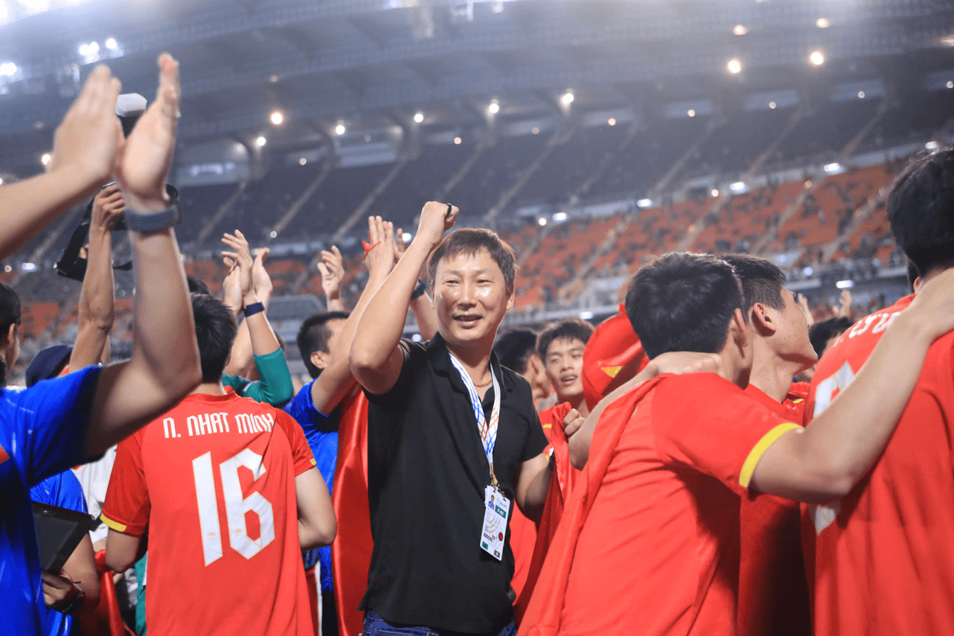 Bóng đá Việt Nam có một kỳ SEA Games thành công trên đất Thái Lan với tấm HCV cùng U22 Việt Nam (ảnh M.D) anh-chup-man-hinh-2025-12-18-luc-224529.png