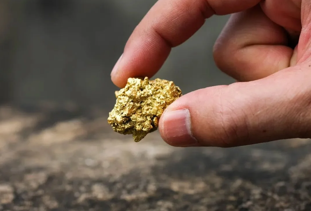 Phong tỏa khẩn cấp khu mỏ khoáng sản, tìm thấy ‘kho vàng’ trữ lượng 38 tấn ở độ sâu chưa tới 500m - ảnh 2