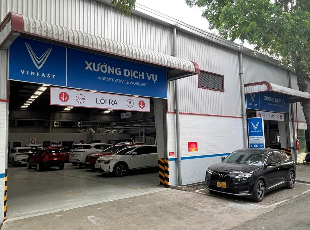 Trung bình mỗi tháng, VinFast phải trả lời 1.000 thắc mắc từ người dùng xe