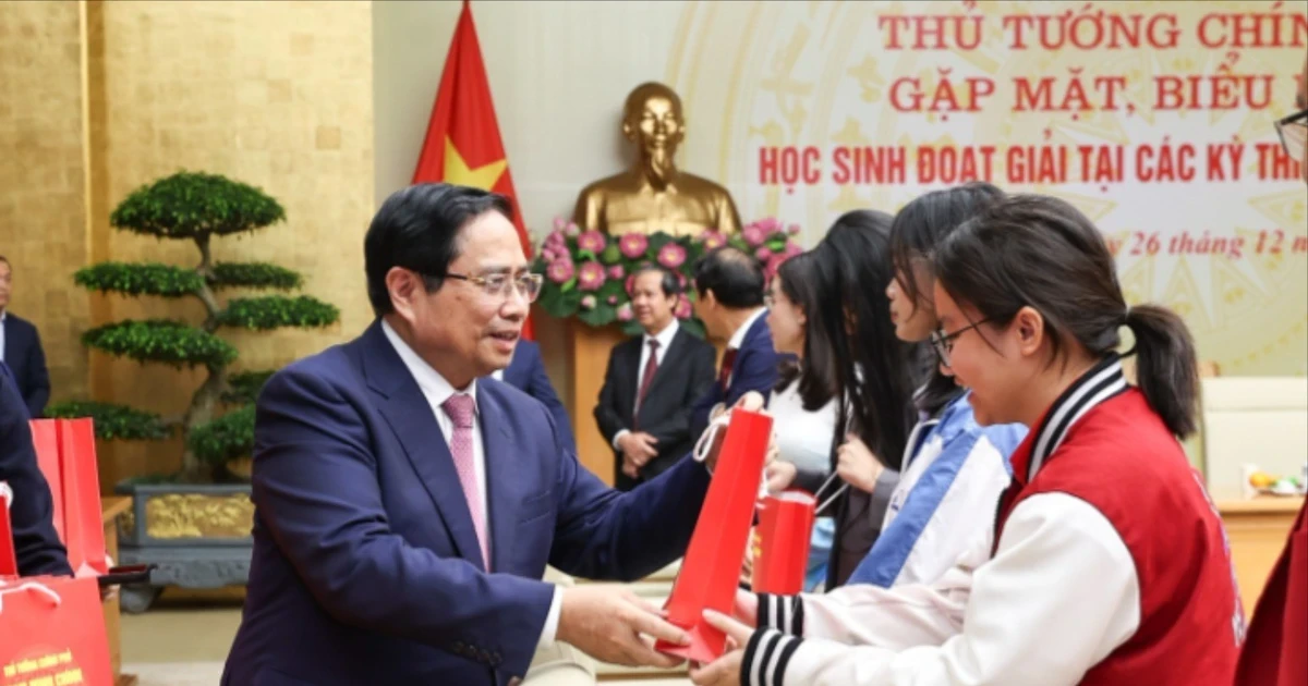 Thủ tướng: Khẩn trương xây dựng Đề án phát hiện và bồi dưỡng nhân tài trẻ Việt Nam