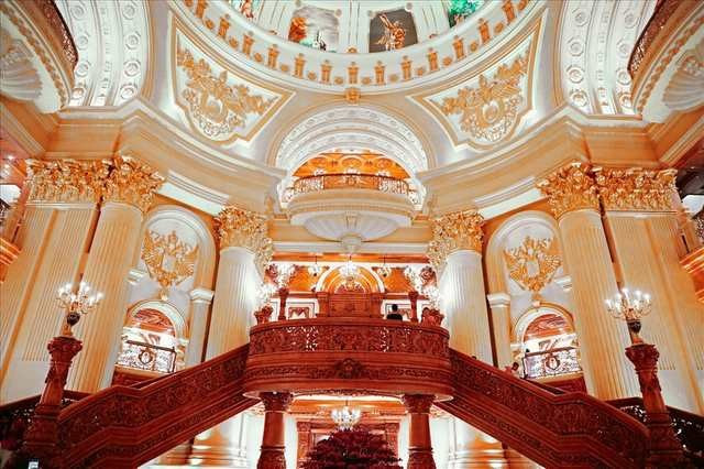 Tòa lâu đài mạ vàng 6 tầng lộng lẫy nhất Ninh Bình: Chủ nhân là đại gia xi măng nghìn tỷ, diện tích khoảng 15.000m2 - ảnh 5