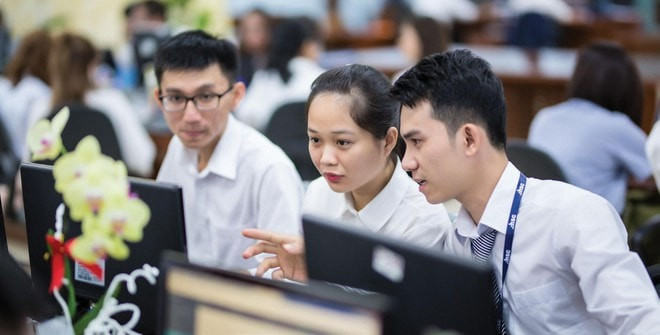 Tự doanh chi hơn 1.400 tỷ đồng gom cổ phiếu, một mã bán lẻ vừa hút ròng trên 500 tỷ