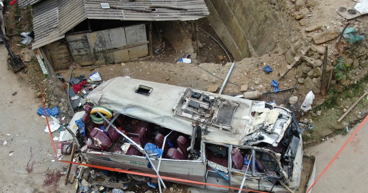 Vụ lật xe chở đoàn thiện nguyện: Xe mất phanh khi liên tục gặp đèo dốc