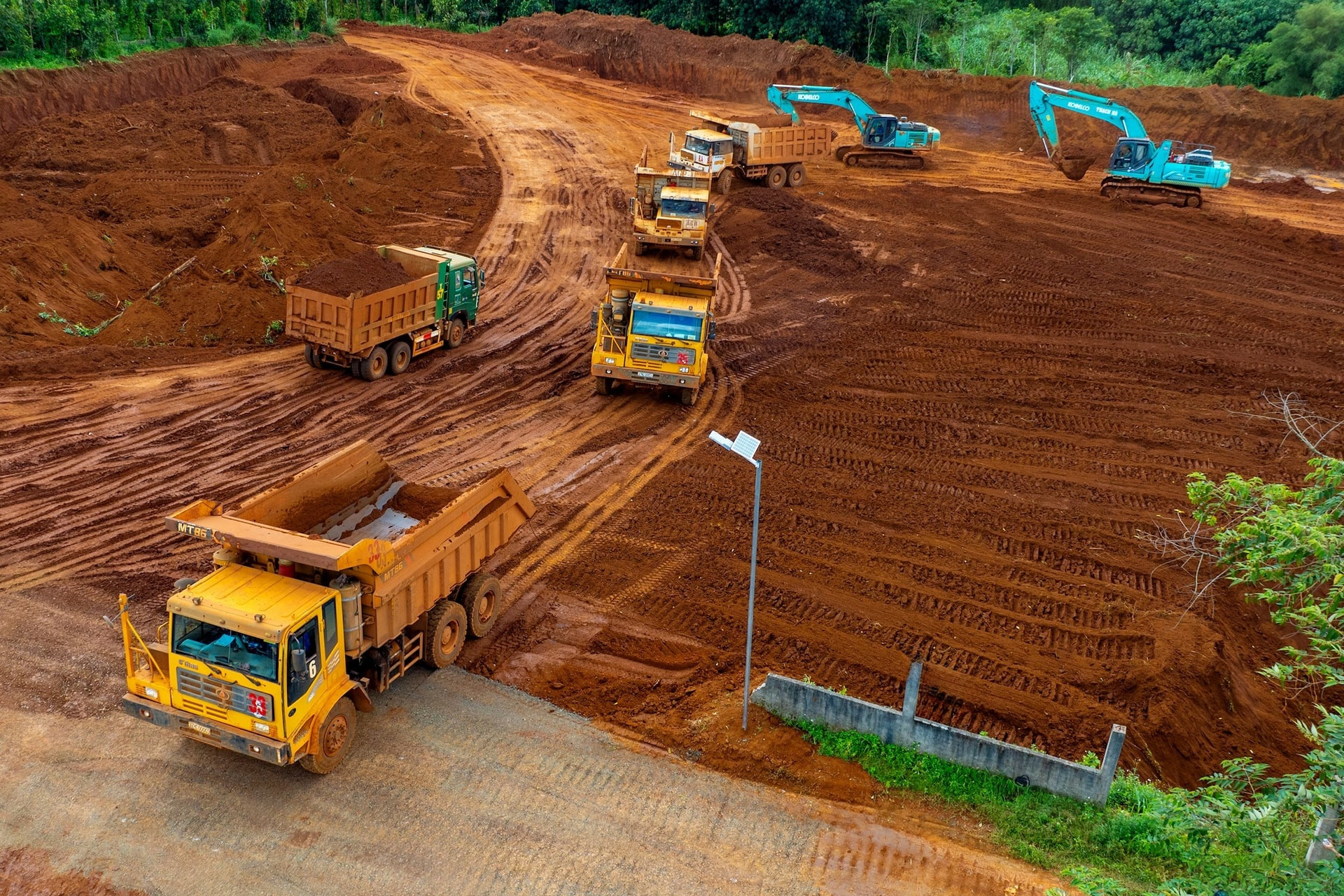 Loạt sai phạm xoay quanh bô xít bị đưa vào diện theo dõi: Doanh nghiệp nào hiện diện ở vùng có trữ lượng lớn nhất Việt Nam?