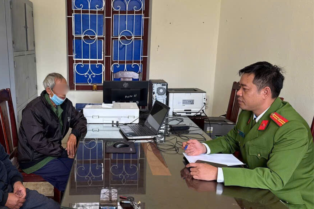 Nghe lời ‘cán bộ điều tra’, ông N. đi chuyển tiền để ‘thoát tội’ thì công an kịp thời ngăn chặn