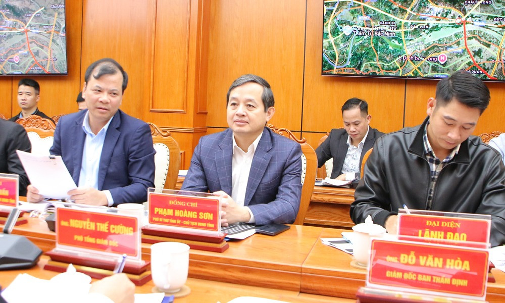 Hình ảnh tại buổi làm việc Hình ảnh tại buổi làm việc