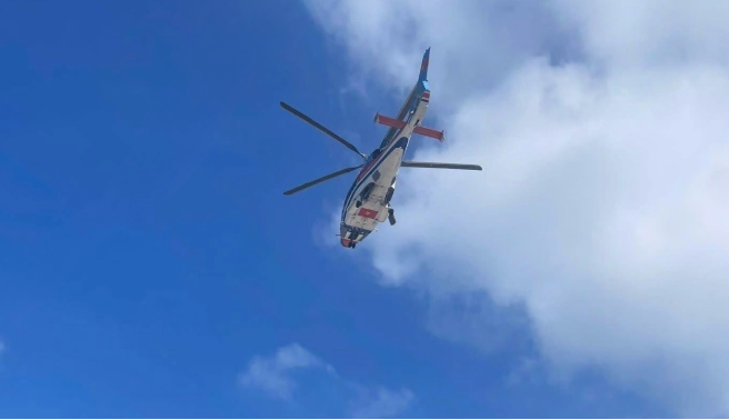 Thuê trực thăng giá gần nửa tỷ đồng để đưa giáo viên bị đột quỵ đi cấp cứu - ảnh 2