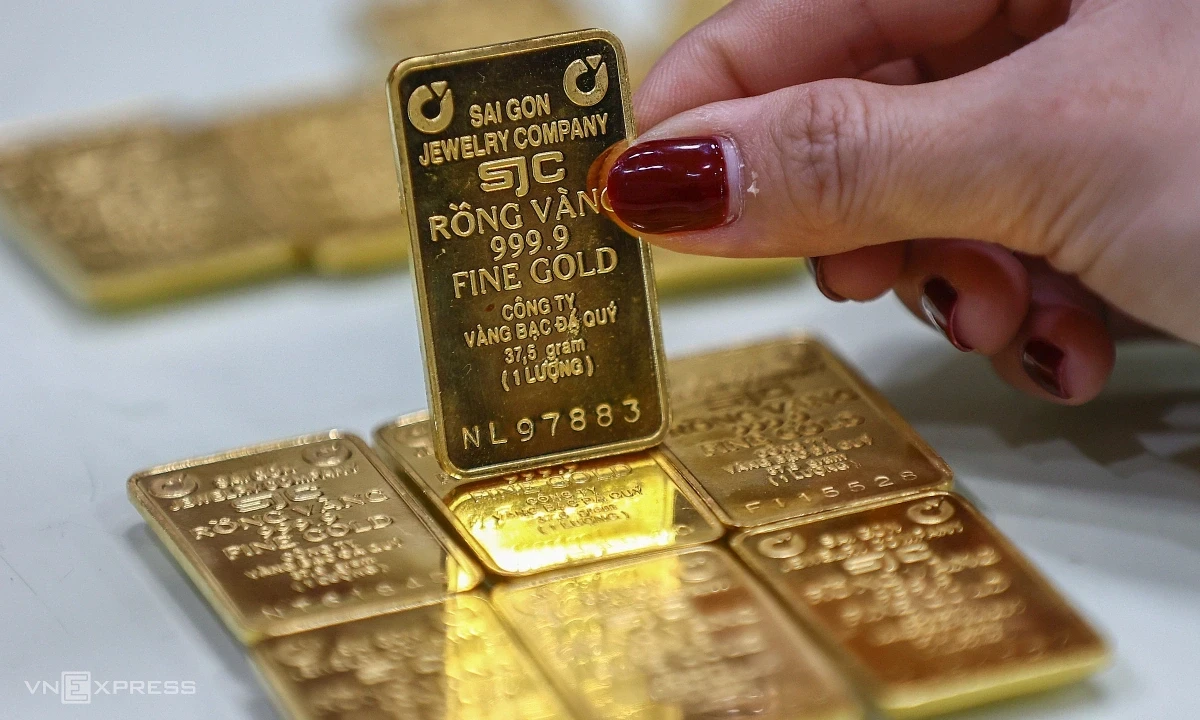 Giá vàng được dự báo chạm mốc 4.900 USD/ounce vào năm 2026