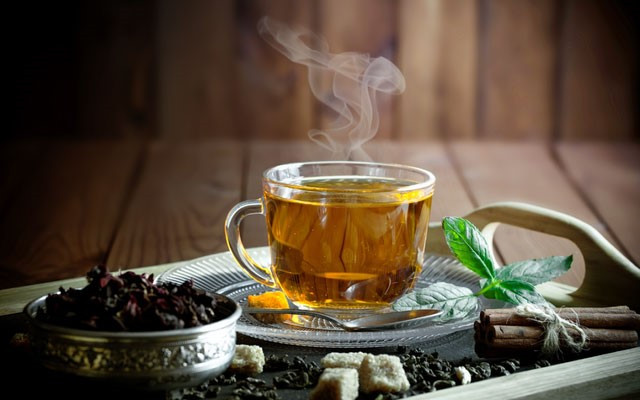 Trà hay cà phê sẽ tốt hơn cho sức khỏe xương? - ảnh 1