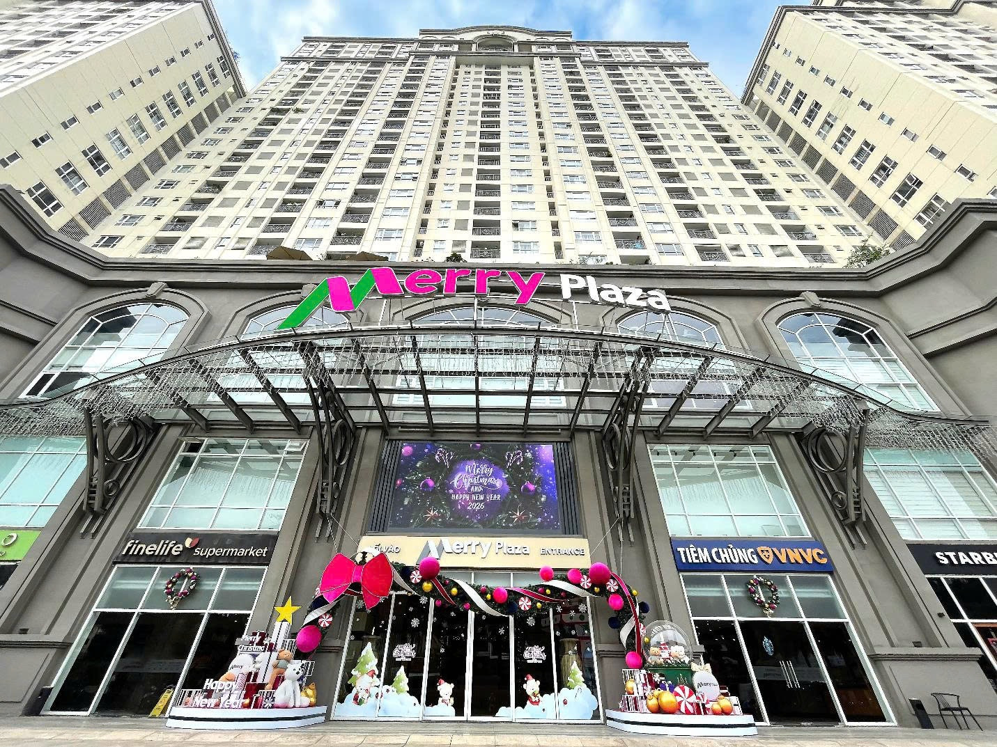 Merry Plaza tăng tốc chiếm lĩnh xu hướng khối đế thương mại tòa nhà chung cư