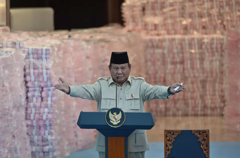 Choáng: Tiền chất thành núi, hơn 10.300 tỷ đồng được nộp cùng một lúc cho Chính phủ nền kinh tế lớn nhất Đông Nam Á - ảnh 1