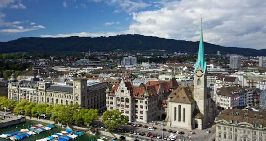 Tiền, vàng... của người châu Á chuyển thẳng sang Thụy Sĩ: Chuyện gì đang xảy ra?