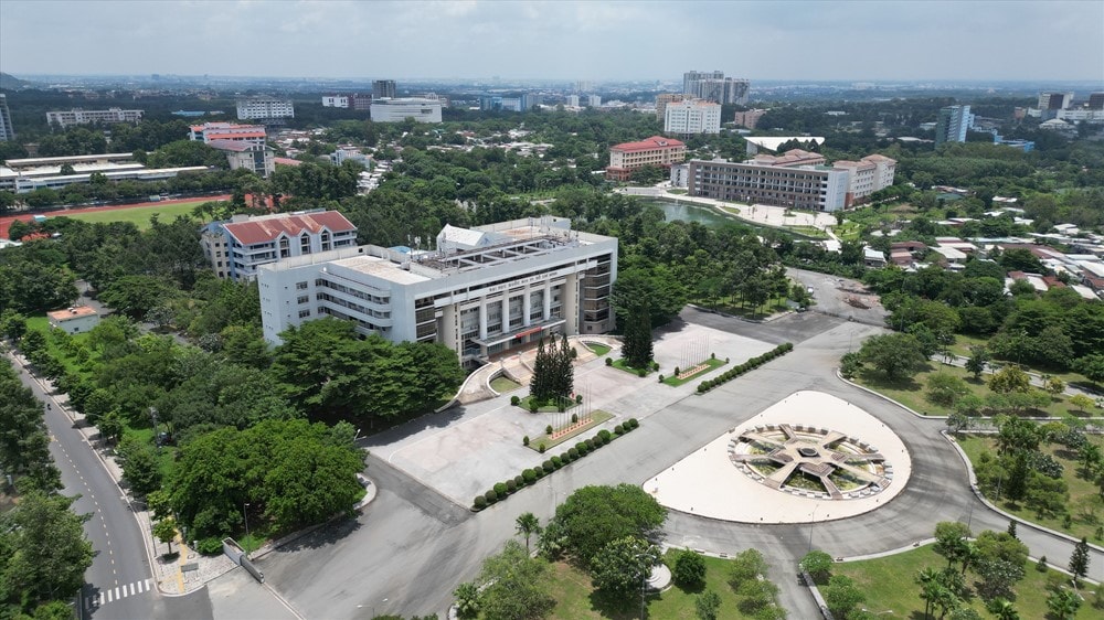Đại học lớn nhất Việt Nam phát cảnh báo khẩn tới phụ huynh, sinh viên