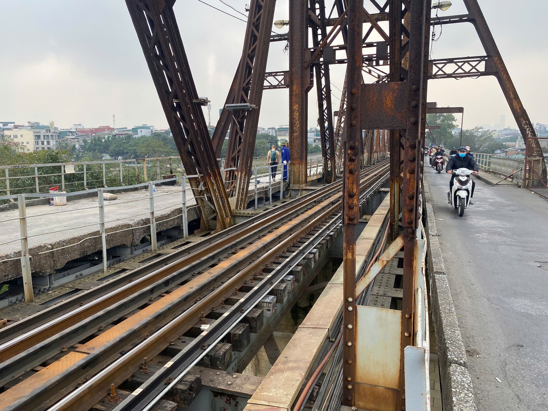 Một góc của cầu Long Biên