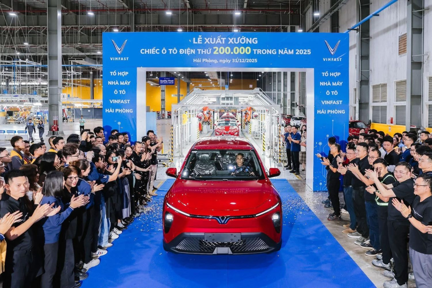 vinfast-200000-2025.jpg