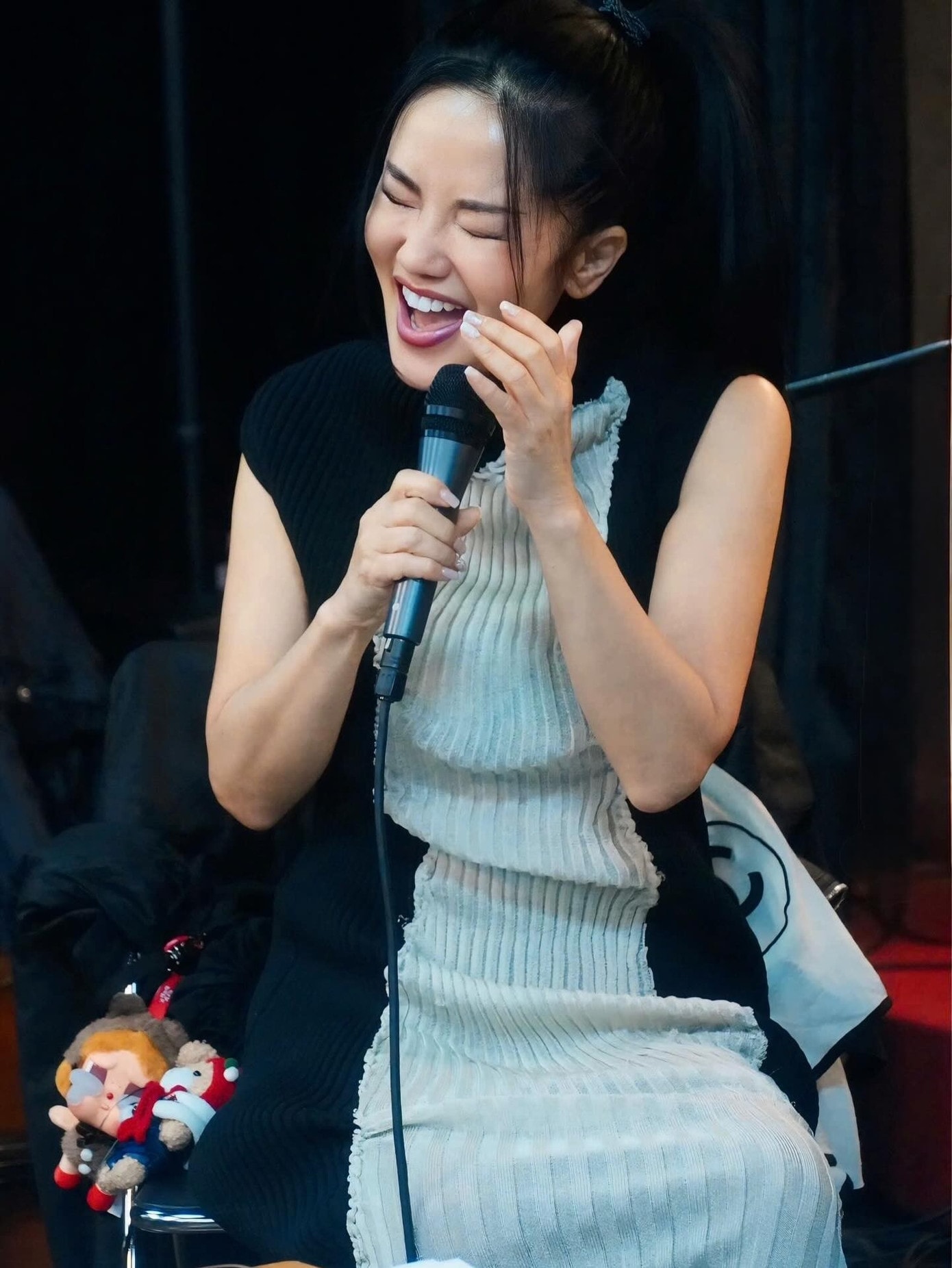 hong-nhung.jpg