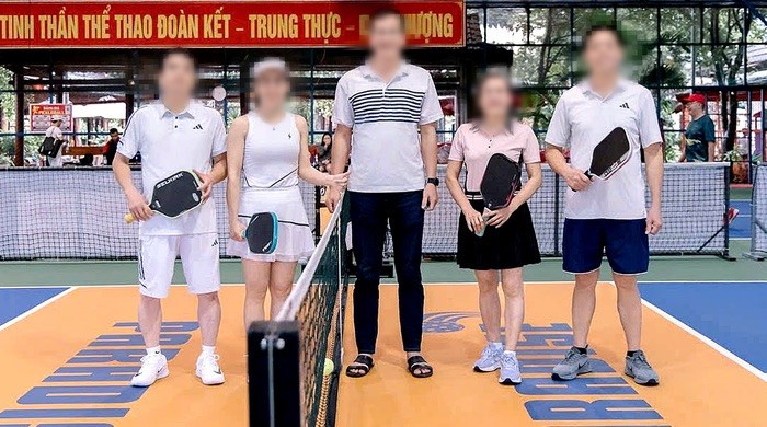 Kỷ luật một Bí thư Đảng ủy và hai Phó Chủ tịch UBND xã bỏ lớp bồi dưỡng đi đánh pickleball