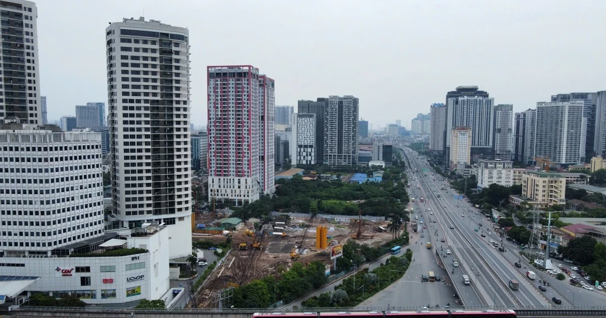 Nhìn lại những thương vụ sang tay, đổi chủ 'đất vàng' năm 2025