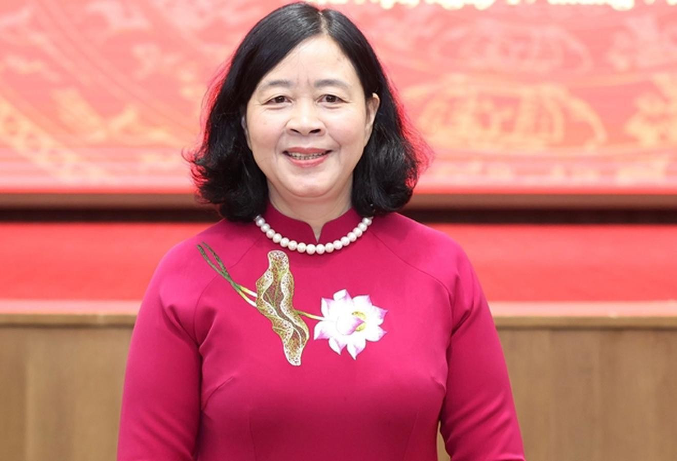 Bà Bùi Thị Minh Hoài, Chủ tịch Ủy ban Trung ương Mặt trận Tổ quốc Việt Nam. 1126hoai.jpg