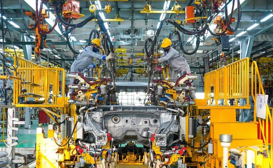 PMI tháng 12 vượt 53 điểm, S&P dự báo sản xuất công nghiệp Việt Nam tăng 6,7% năm 2026 PMI tháng 12 vượt 53 điểm, S&P dự báo sản xuất công nghiệp Việt Nam tăng 6,7% năm 2026