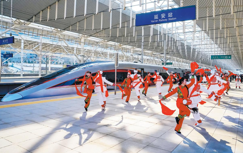 Trung Quốc lập kỳ tích 50.000 km đường sắt cao tốc: Mỗi hộ gia đình di dời chỉ nhận gần 19 triệu đồng đền bù siêu dự án - ảnh 1