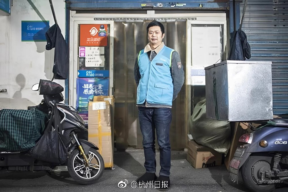 Phó Giáo sư, giảng viên đại học danh tiếng nghỉ việc đi làm shipper - ảnh 3