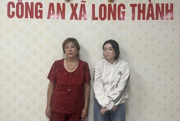 Tạm giữ hình sự bà chủ tiệm tạp hóa Nguyễn Thị Hà Ny, thu giữ tại chỗ 5.400.000 đồng - ảnh 1