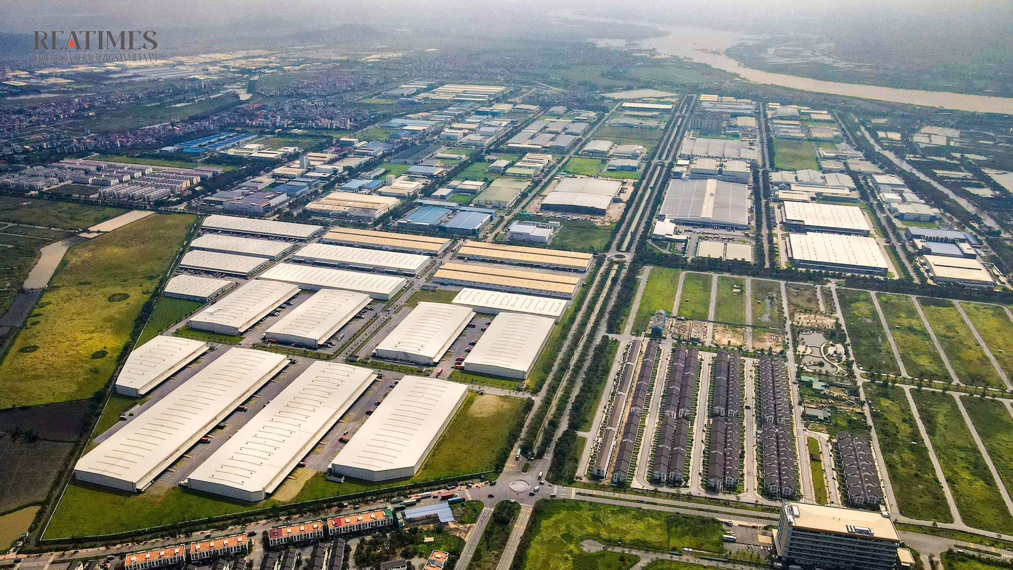 Dòng tiền bất động sản năm 2026 sẽ chảy về đâu?- Ảnh 1. Dòng tiền bất động sản năm 2026 sẽ chảy về đâu?- Ảnh 1.