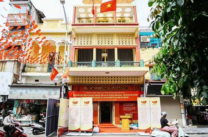 Gia đình từng giàu có bậc nhất Hà Nội hiến tặng Nhà nước hơn 5.000 lượng vàng: Bố được đặt tên đường, 3 mẹ con được Bác Hồ đặt tên - ảnh 4