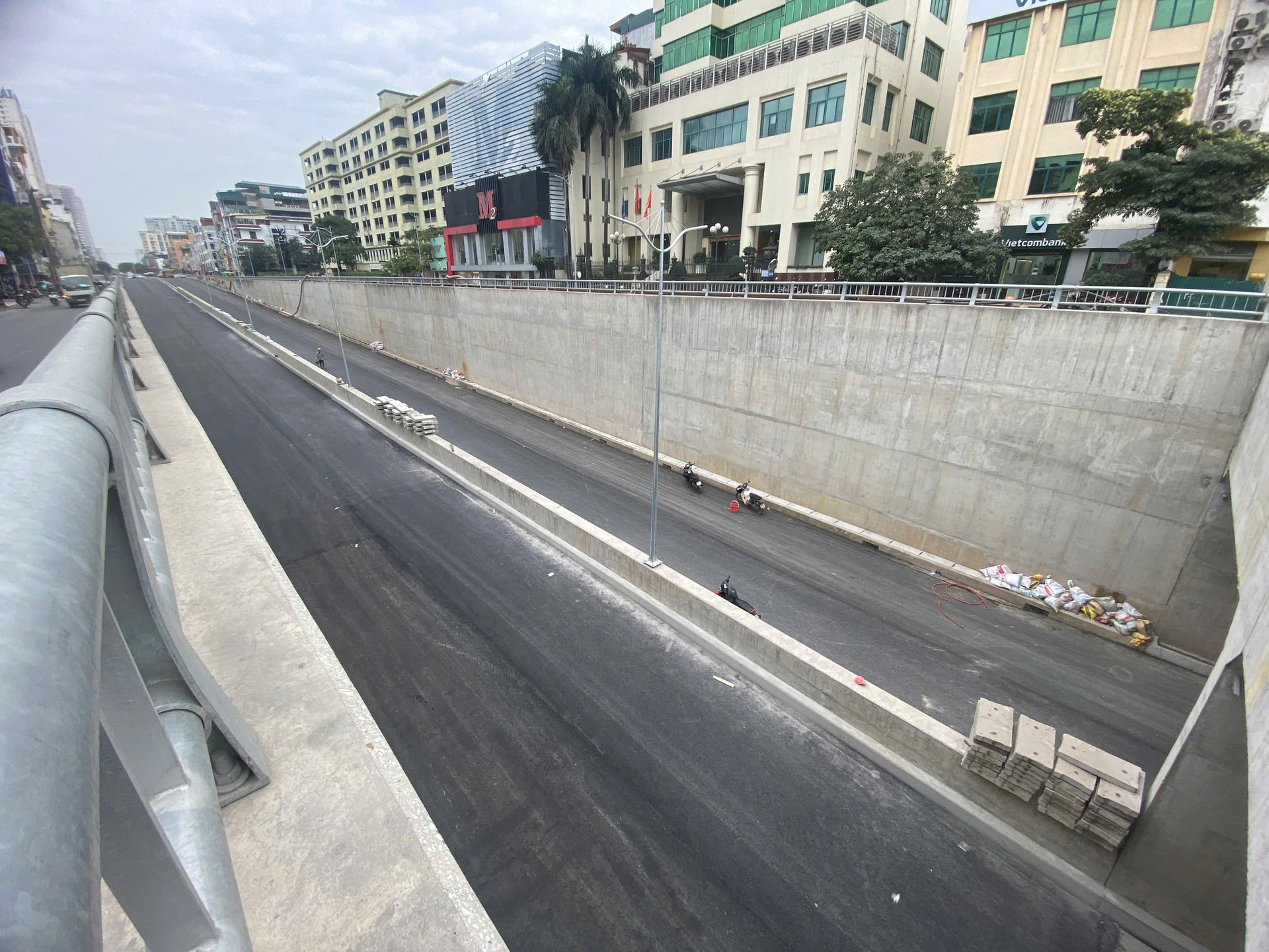 Bên trong hầm chui Giải Phóng - Kim Đồng