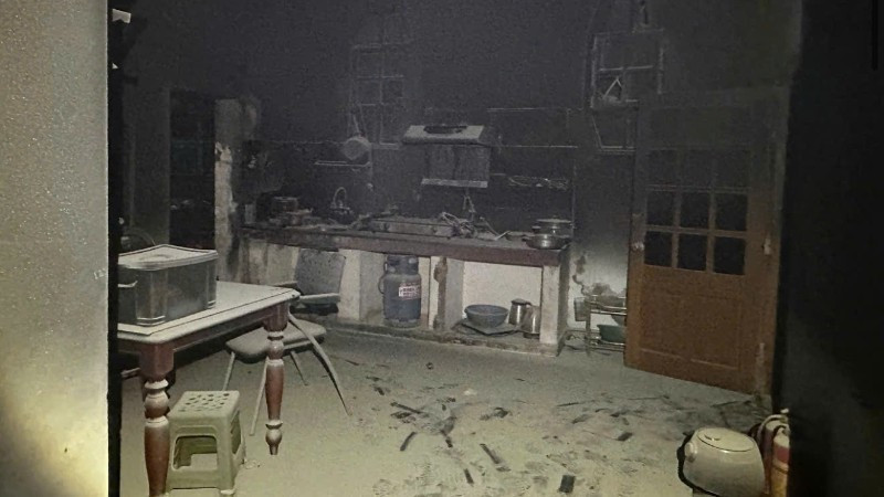 15 nạn nhân nhập viện cấp cứu trong vụ cháy nhà trọ tại Hà Nội, Bệnh viện E kích hoạt báo động đỏ - ảnh 1