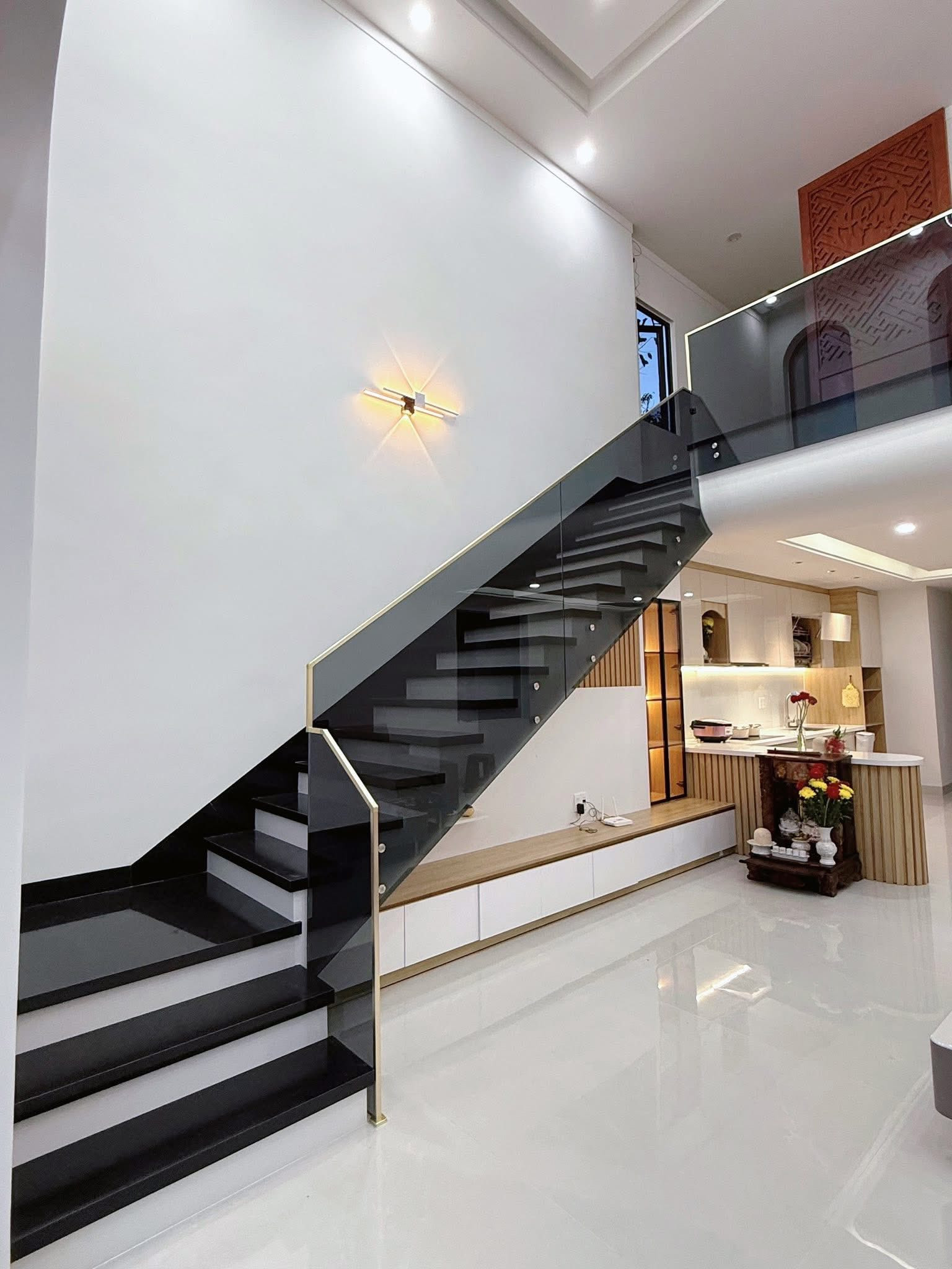 Trải nghiệm hai tinh thần trong cùng một căn hộ: Hiện đại tối giản và Á Đông sâu lắng- Ảnh 4.