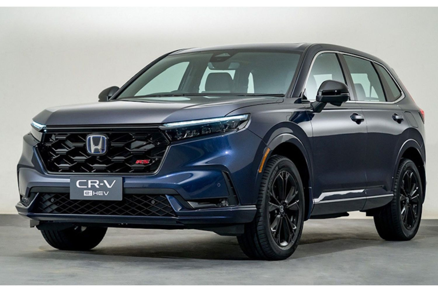 Giá lăn bánh xe hybrid giảm sâu nhờ chính sách thuế mới hiệu lực từ 1/1/2026