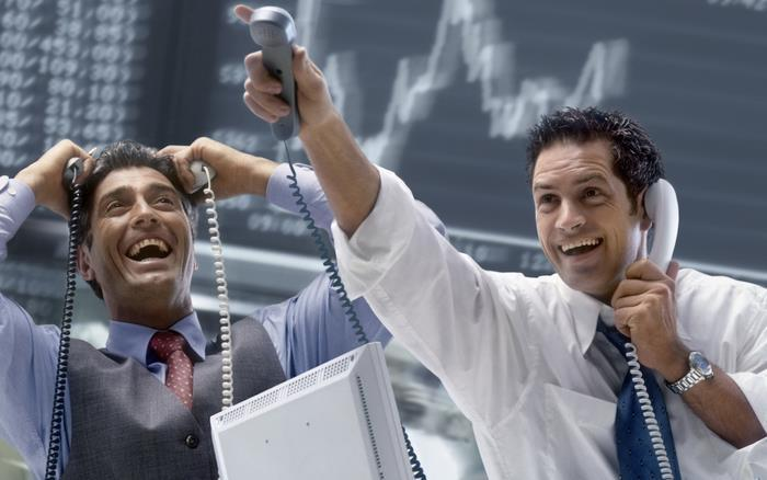 VN-Index rút đỉnh, khối ngoại tiếp tục mua ròng, 7 cổ phiếu hút trên trăm tỷ