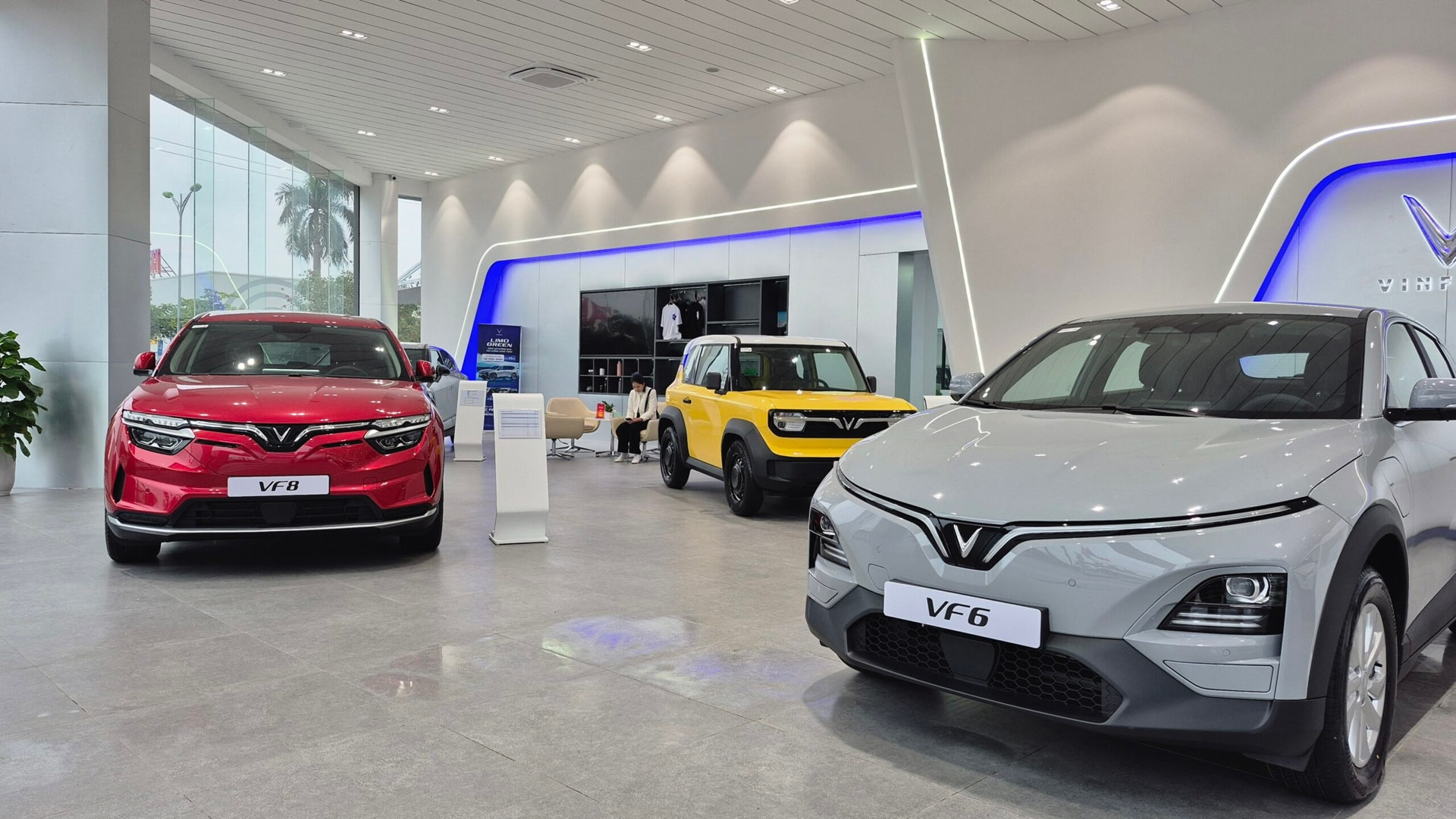 Doanh nghiệp 4 tháng tuổi bán gần 700 xe VinFast, lợi nhuận gấp 45 lần Haxaco khiến thị trường phân phối ô tô giật mình