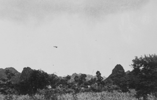 Không phải Nội Bài hay Tân Sơn Nhất, đây mới là sân bay quốc tế đầu tiên của Việt Nam: Trực tiếp Chủ tịch Hồ Chí Minh chỉ đạo, tốc độ xây dựng nhanh nhất thế giới- Ảnh 1.