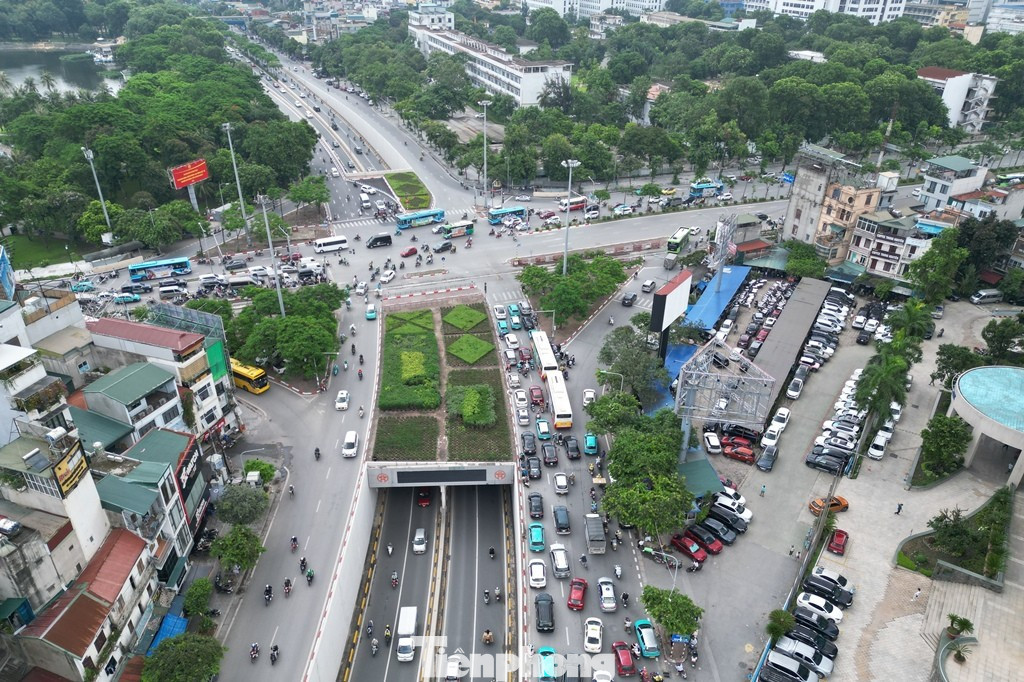 Đường QL1 (Lê Duẩn) đoạn qua nút giao Kim Liên - Xã Đàn. tp-dji-0558.jpg
