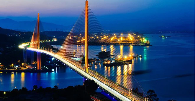 Tựa cây đàn khổng lồ, cầu vượt sông kết thúc sứ mệnh lịch sử của bến phà hơn 50 năm, sử dụng kỹ thuật tiên tiến lần đầu tiên xuất hiện tại Việt Nam- Ảnh 2.