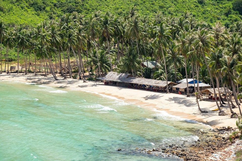 Cách Phú Quốc không xa có một nơi được ví như 'Hạ Long của phương Nam', đẹp đến mức siêu mẫu nổi tiếng phải thốt lên 'khó diễn tả' - ảnh 2