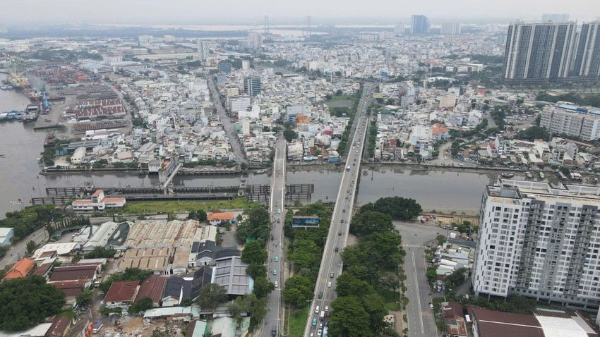 Thành phố giàu nhất Việt Nam sắp chi nghìn tỷ xây công viên và ‘lên đời’ tuyến đường từng là mặt tiền quận 4- Ảnh 1.