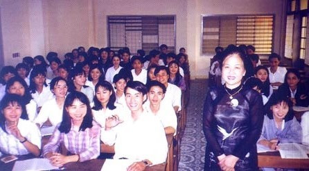 Hoa hậu đầu tiên của Việt Nam từng làm điệp viên, bị thực dân Pháp bắt giữ, được nhà thơ nổi tiếng mê đắm - ảnh 7